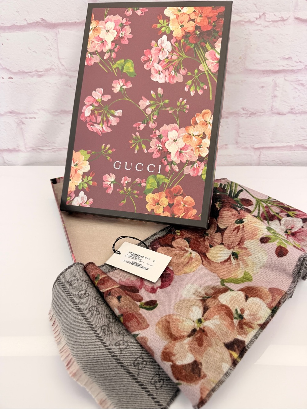 Gucci Floral Bloom Print Wool Reversible Fringe Scarf